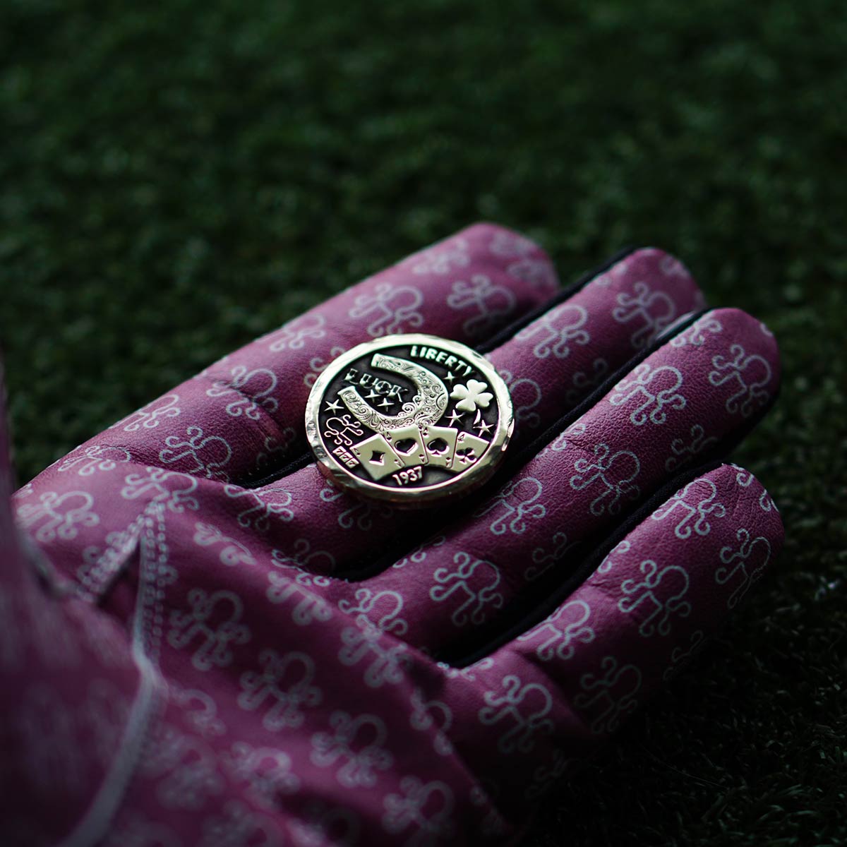 Hobo Luck Ball Marker