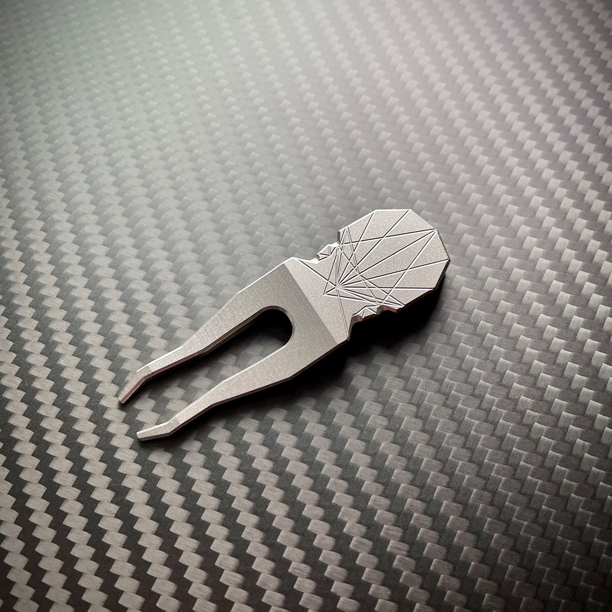 Kraken Divot Tool -  Titanium - Kraken Golf